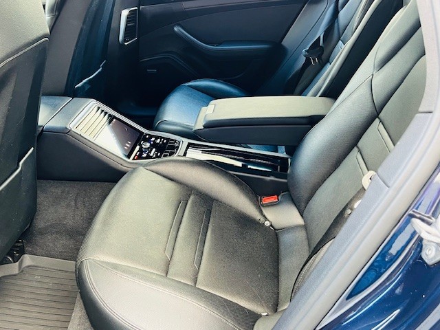 Porsche Panamera 4 Executive