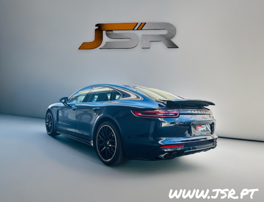 Porsche Panamera 4 Executive