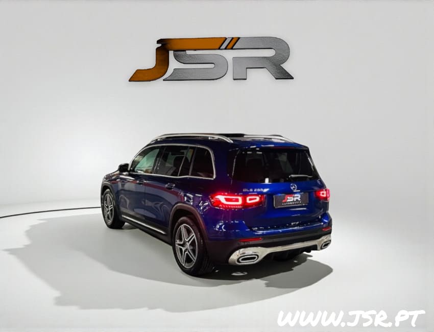 Mercedes-Benz Glb 200d Amg 7 Lugares Panoramico