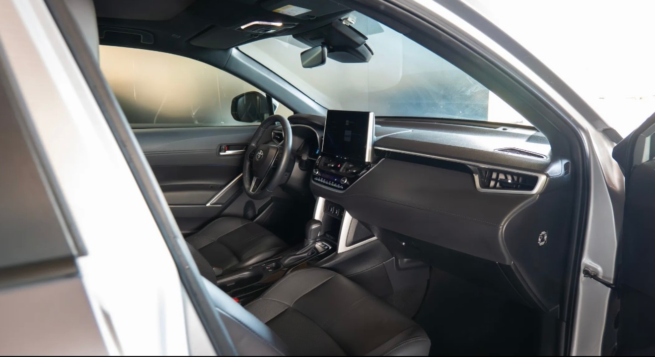 Toyota Corolla Cross 2.0 Hybrid Luxury