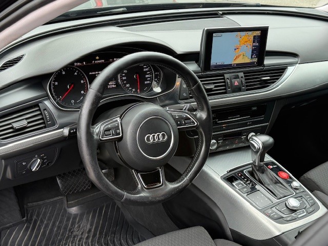 Audi A6 2.o Tdi S-line Auto