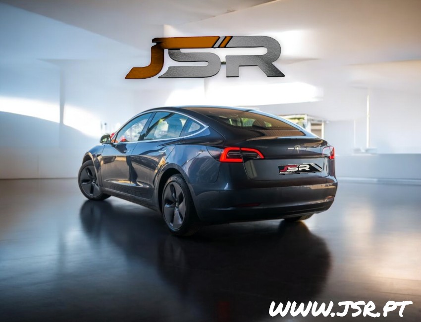 Tesla Model 3 Sr+