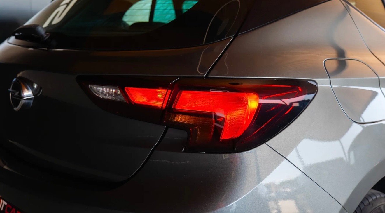 Opel Astra 1.6 Cdti Dynamic S/s