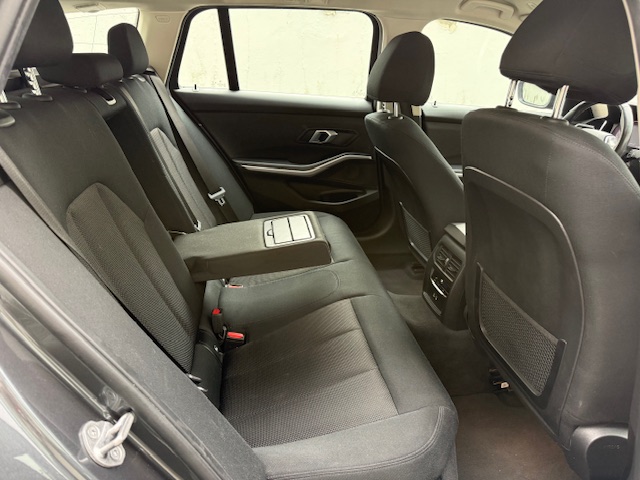 BMW 318d Touring Auto Mhev