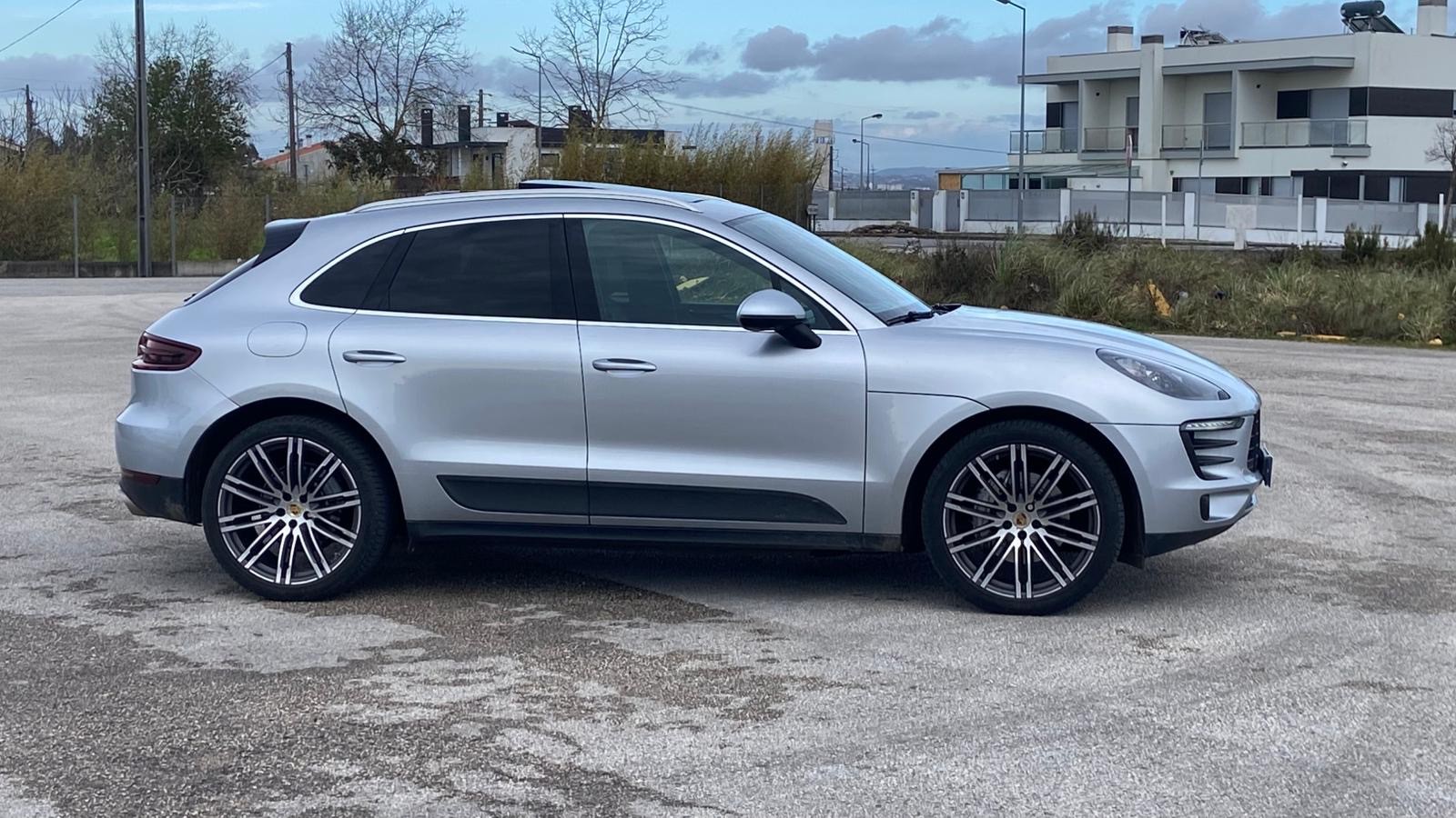 Porsche Macan S 3.0 Diesel Teto Panoramico