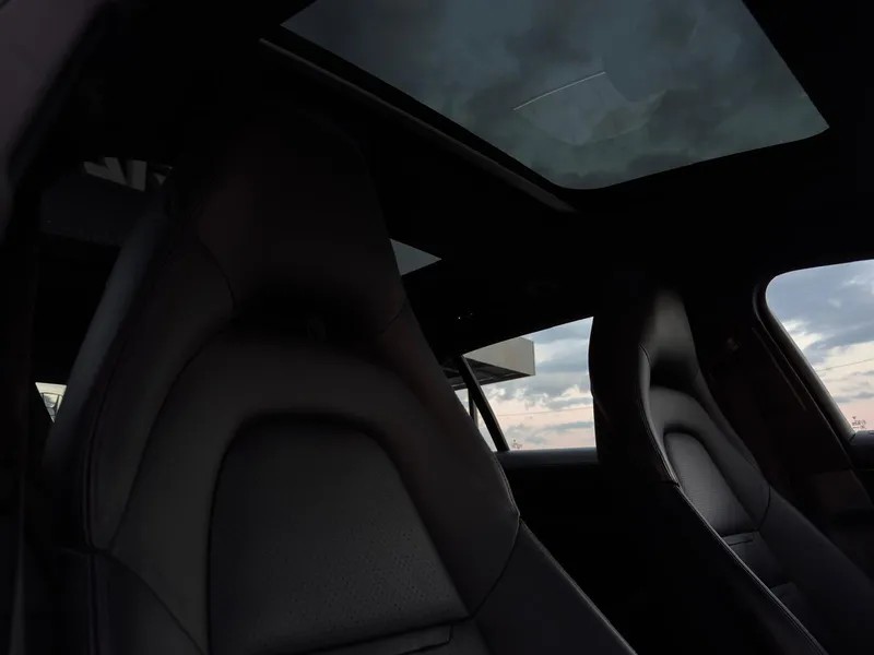 Porsche Panamera Sport Turismo 4 E-hybrid