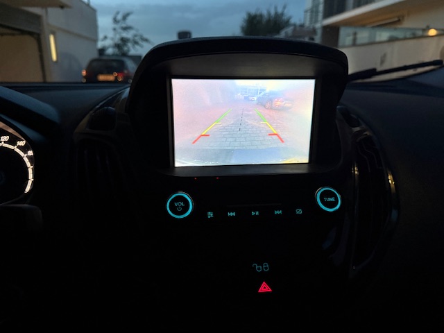 Ford Tourneo Courier 1.0